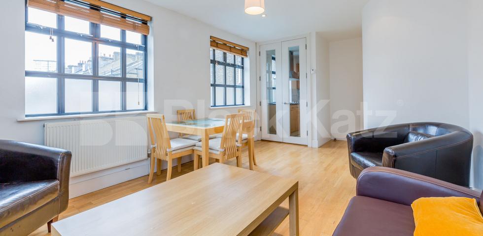 			LET!, 2 Bedroom, 1 bath, 1 reception Flat			 Hertslet Road, HOLLOWAY